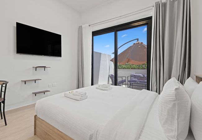 Studio in Dubai - Homely Bliss Studio in Azizi Riviera