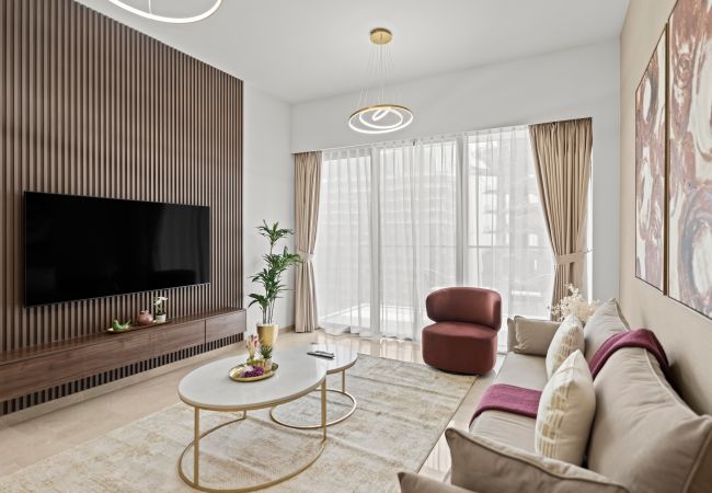 Apartment in Dubai - Grande Essence: Elegant 1BR|Sleeps 4| in Downtown