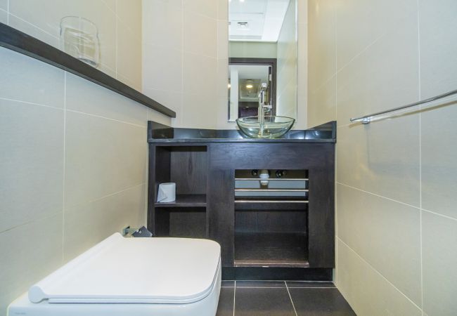 Apartment in Dubai - Stunning 1BDR|Marina View |Close to JBR|Cayan Apartment in Dubai - Stunning 1BDR|Marina View |Close to JBR|Cayan