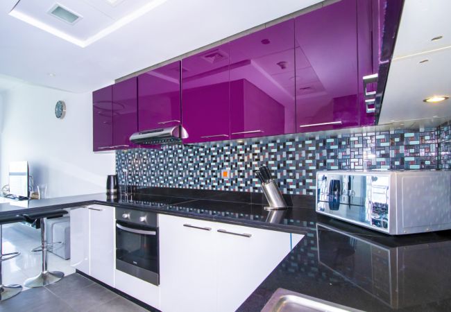 Apartment in Dubai - Stunning 1BDR|Marina View |Close to JBR|Cayan Apartment in Dubai - Stunning 1BDR|Marina View |Close to JBR|Cayan