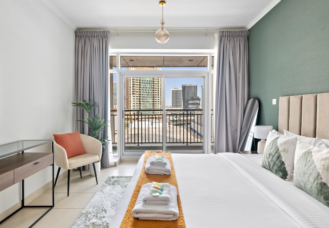 Apartment in Dubai - Immaculate 1BDR Unit -Burj Views, Downtown Apartment in Dubai - Immaculate 1BDR Unit -Burj Views, Downtown