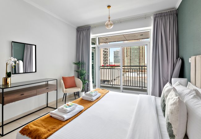 Apartment in Dubai - Immaculate 1BDR Unit -Burj Views, Downtown Apartment in Dubai - Immaculate 1BDR Unit -Burj Views, Downtown