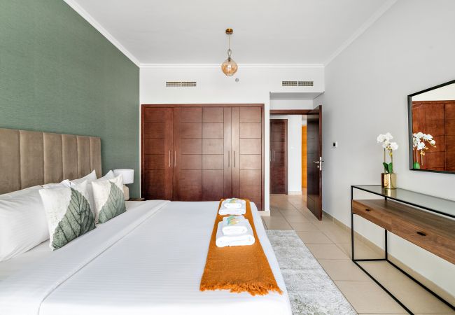 Apartment in Dubai - Immaculate 1BDR Unit -Burj Views, Downtown Apartment in Dubai - Immaculate 1BDR Unit -Burj Views, Downtown