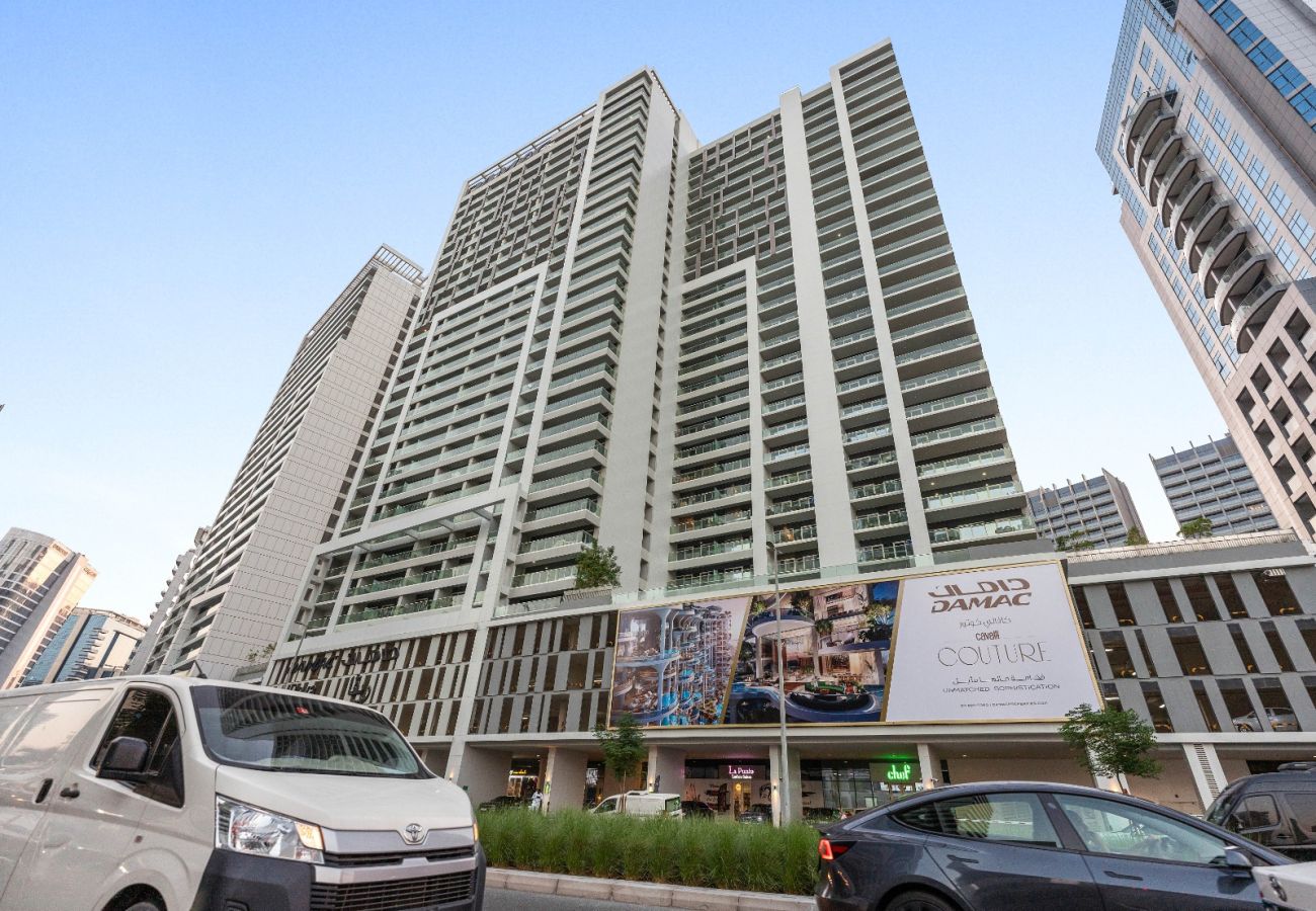 Apartment in Dubai - Charming 1BR with Sofa Bed in Reva Residence