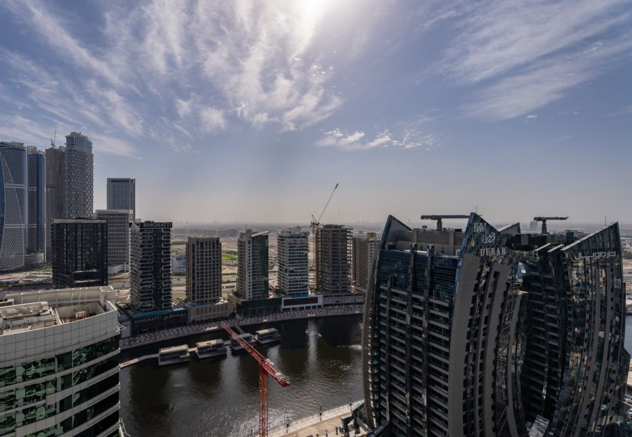 Apartment in Dubai - Charming 1BR with Sofa Bed in Reva Residence