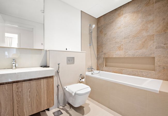 Apartment in Dubai - Brand New Elegant 1BDR In Downtown Views -21 Apartment in Dubai - Brand New Elegant 1BDR In Downtown Views -21