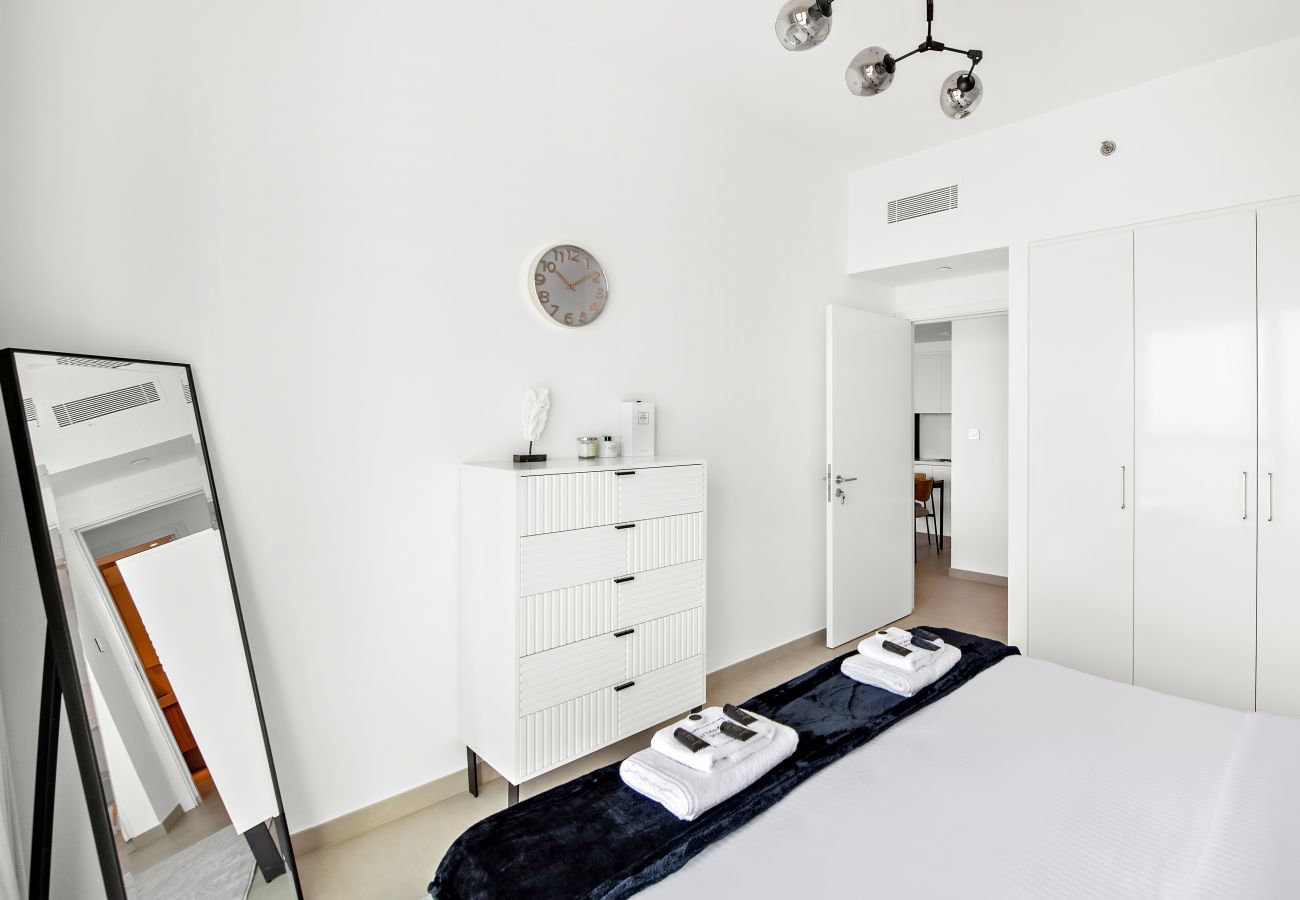 Apartment in Dubai - Brand New Elegant 1BDR In Downtown Views -21