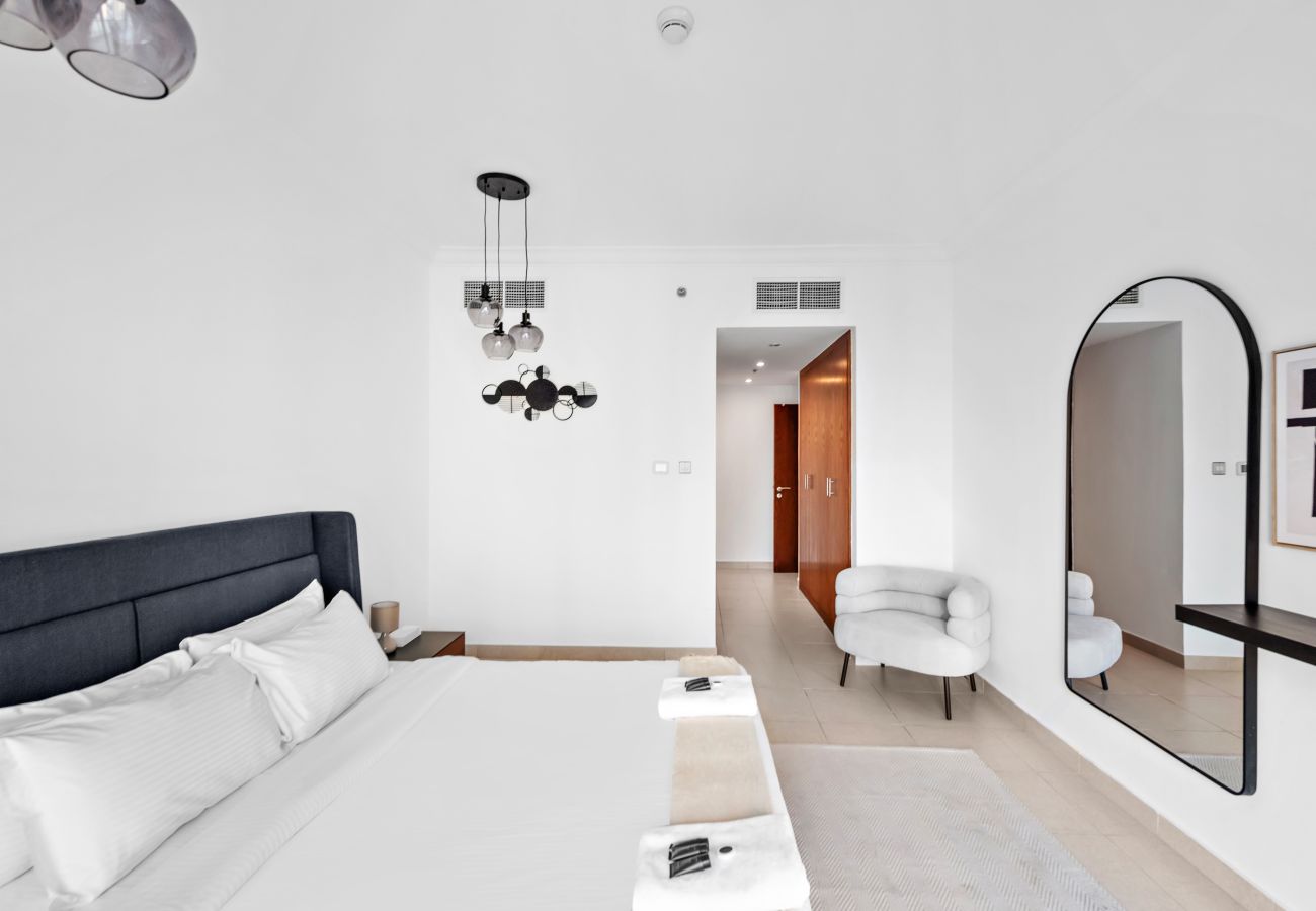 Apartment in Dubai - Lavish Luxury 2BDR In Downtown 8 BLVD Walk