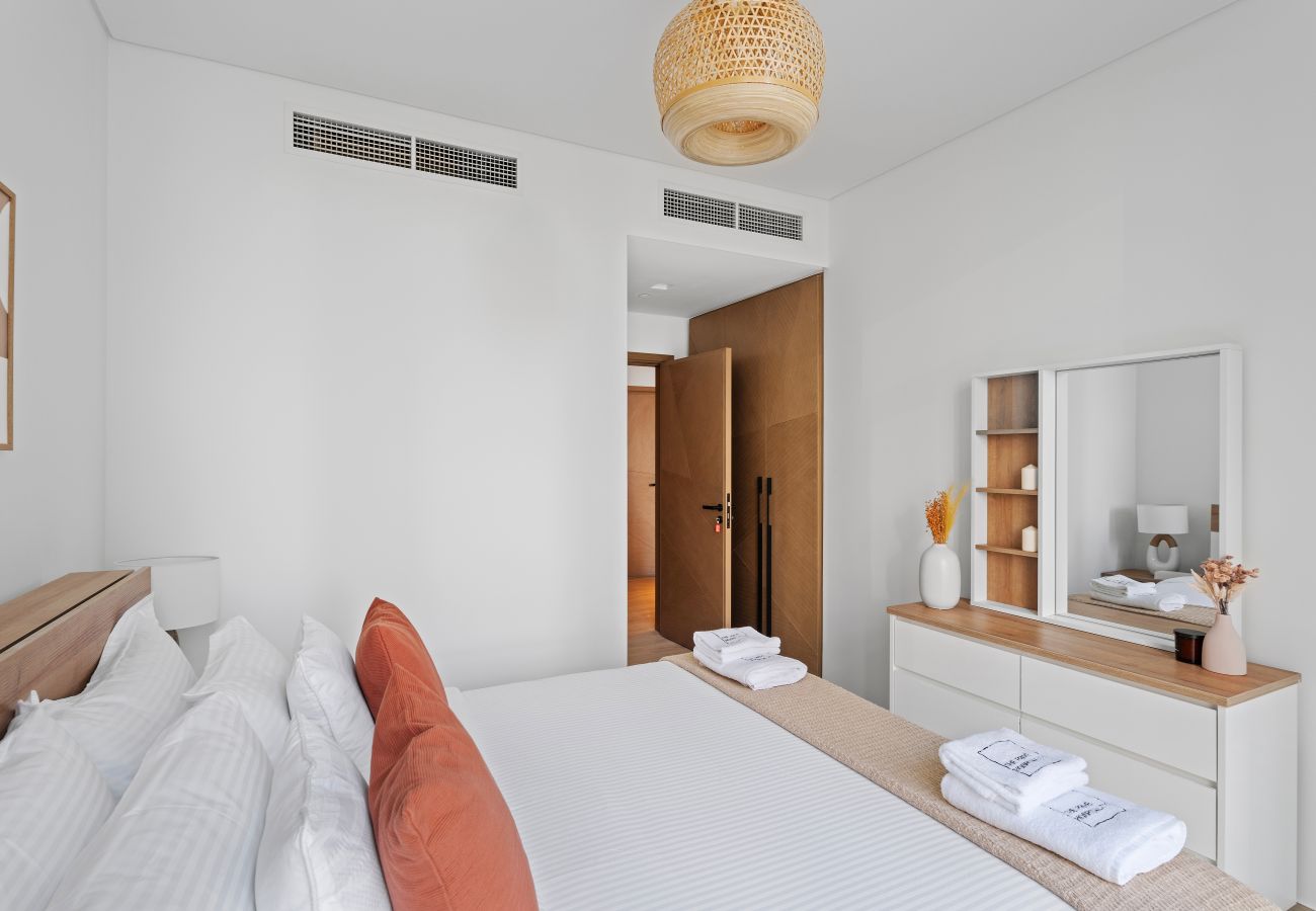 Apartment in Dubai - Charming 1BDR In Palace Residence-Creek Harbor