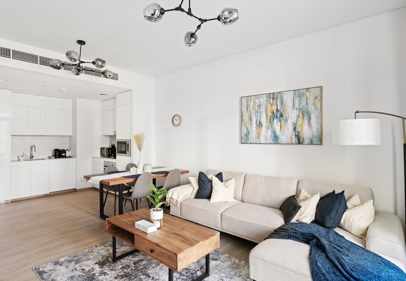 Apartment in Dubai - Charming 1BDR In Palace Residence-Creek Harbor