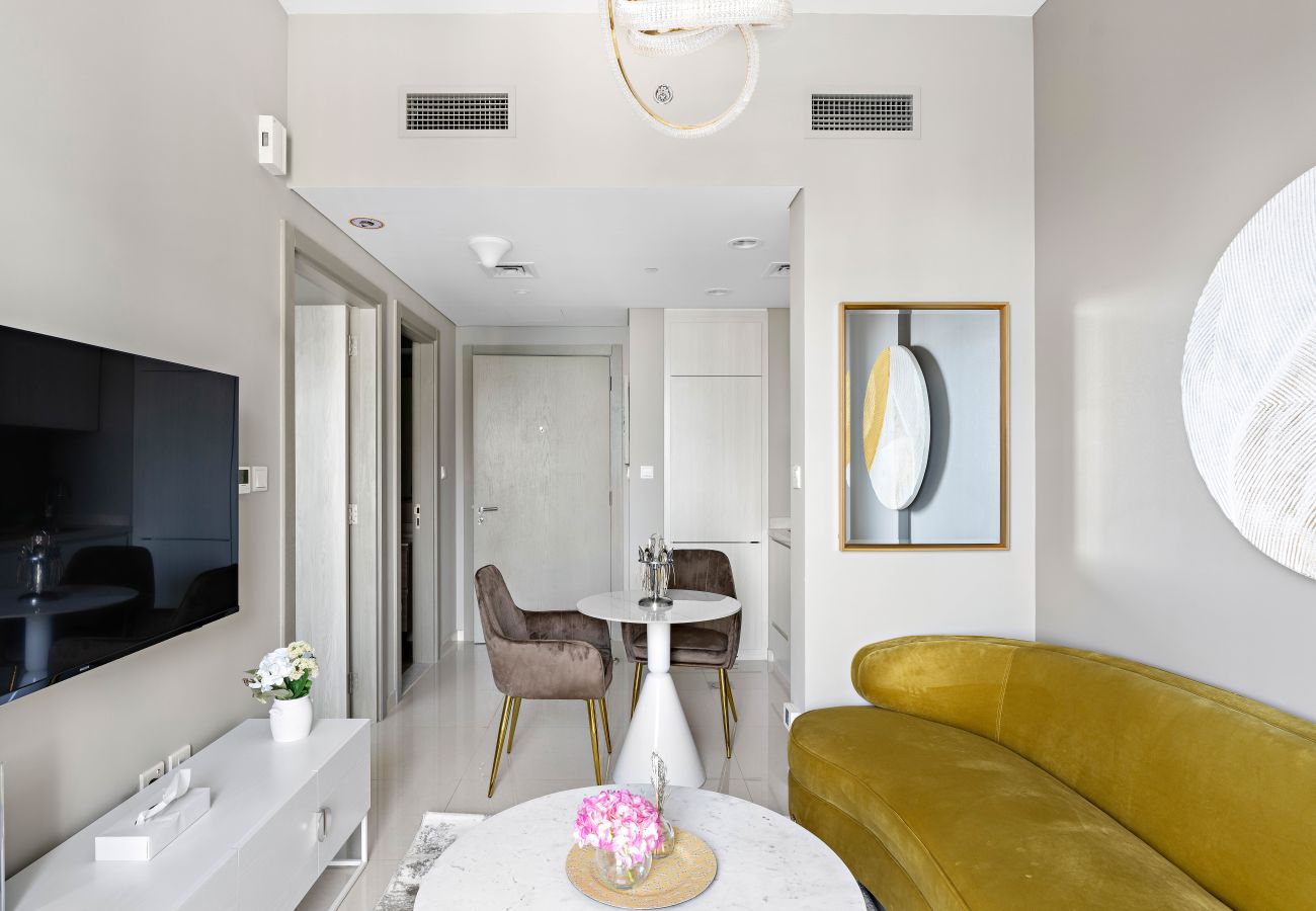 Apartment in Dubai - Premium 1 BDR in Zada Tower-Business Bay
