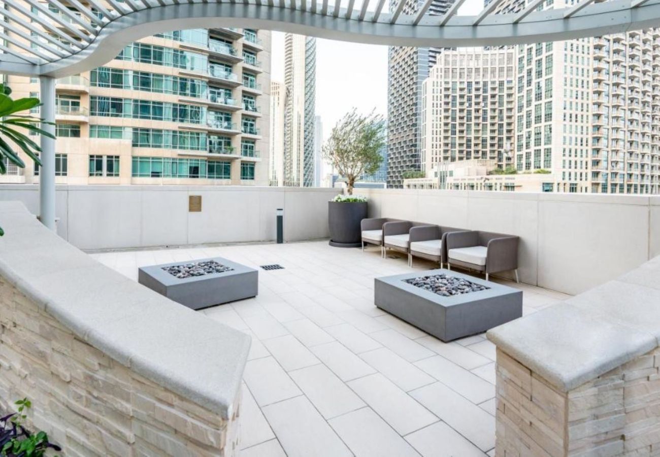 Apartment in Dubai - Brand New & Welcoming 2BDR In Forte Downtown-34