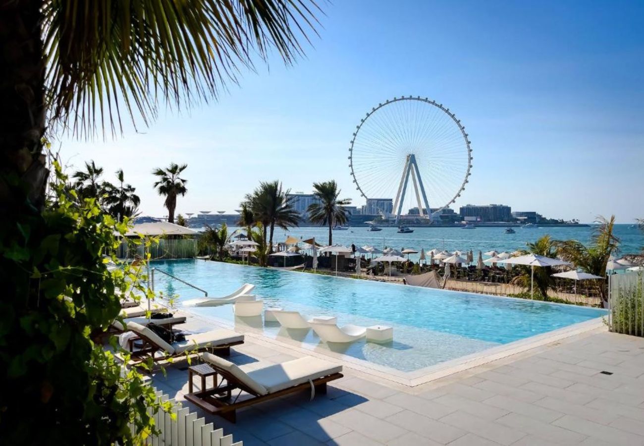 Apartment in Dubai - Luxurious 2BDR W Amazing Marina View & Large Patio