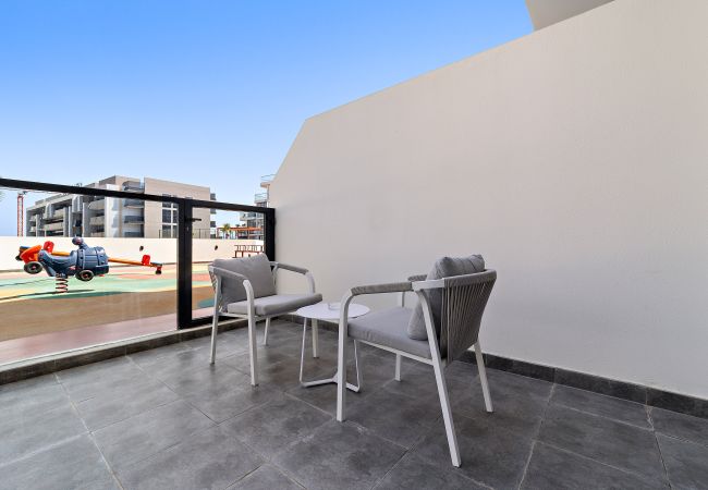 Apartment in Dubai - Stunning 1Bedroom with private pool Apartment in Dubai - Stunning 1Bedroom with private pool