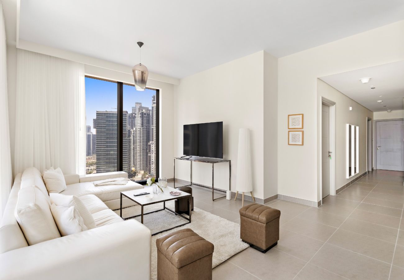 Apartment in Dubai - Stylish Luxurious 3BDR +1 GR  In Forte-Downtown