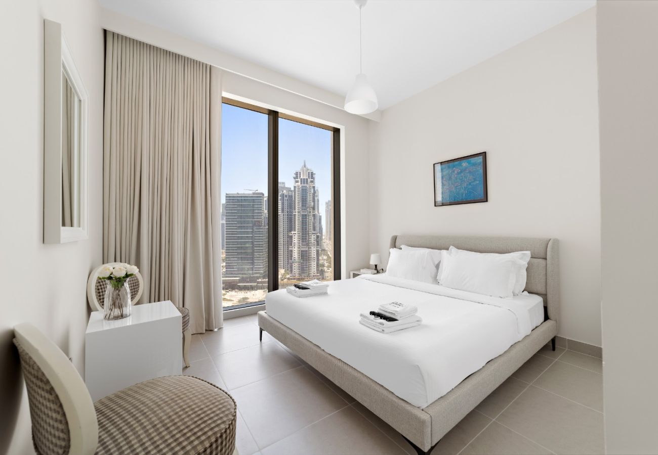 Apartment in Dubai - Stylish Luxurious 3BDR +1 GR  In Forte-Downtown