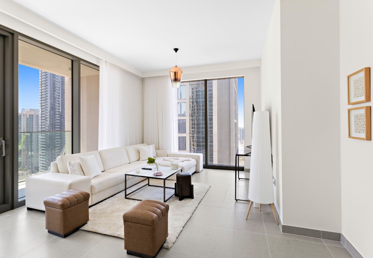 Apartment in Dubai - Stylish Luxurious 3BDR +1 GR  In Forte-Downtown