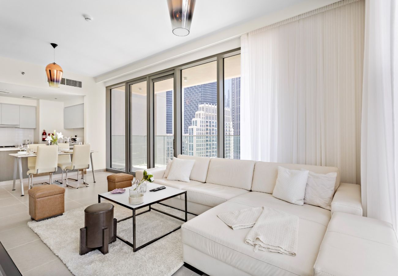 Apartment in Dubai - Stylish Luxurious 3BDR +1 GR  In Forte-Downtown