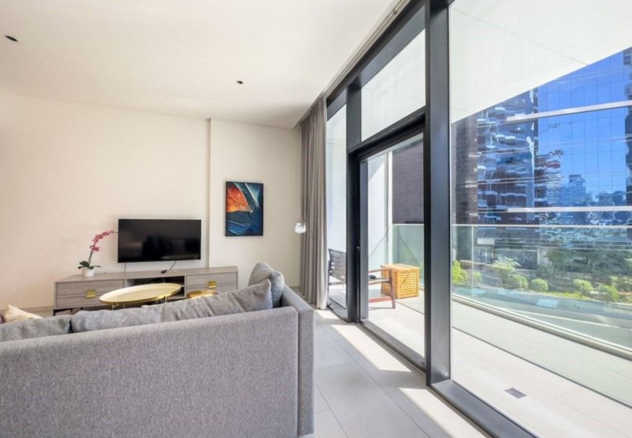 Studio in Dubai - Peaceful Studio Escape-Business Bay