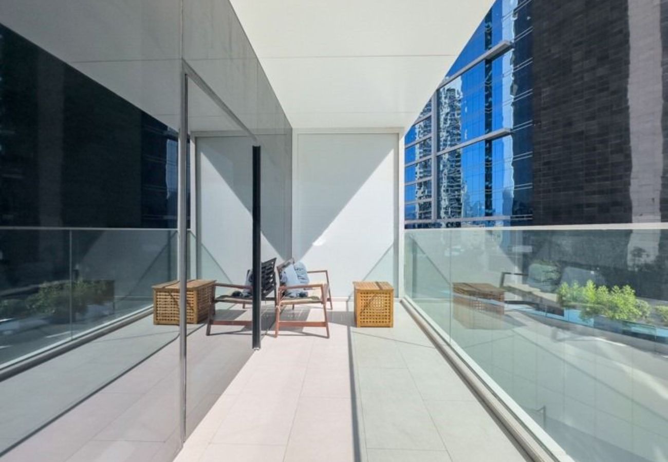 Studio in Dubai - Peaceful Studio Escape-Business Bay