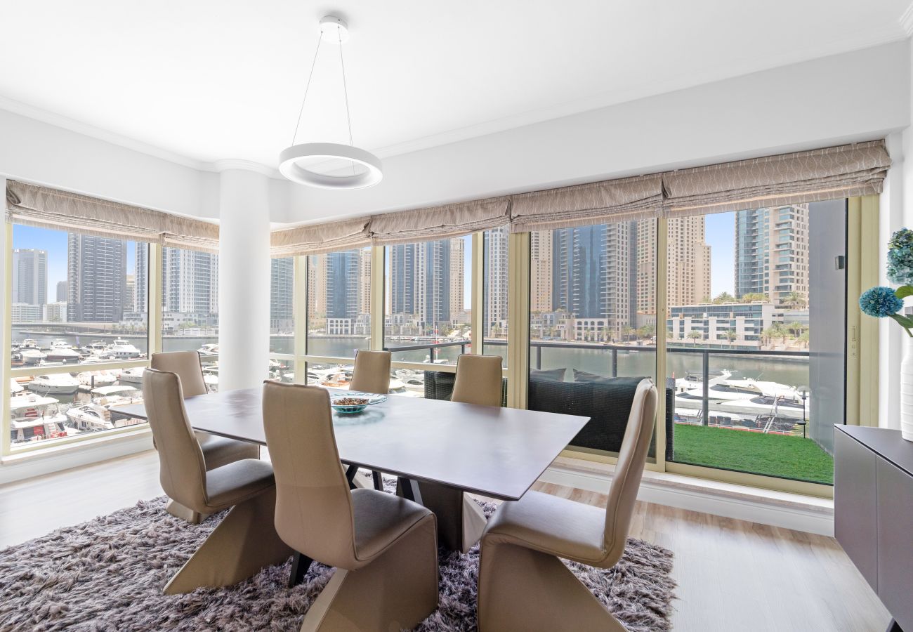 Apartment in Dubai - Beachfront Bliss 3BDR-Majara in Marina with Patio