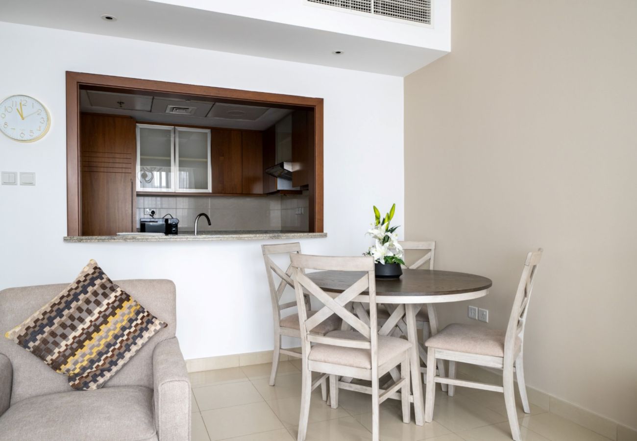 Apartment in Dubai - Premium Luxurious 1BDR In Downtown-Stand Point