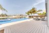 Villa in Dubai - World Class Luxurious 6 BDR Villa In Palm Jumeriah Villa in Dubai - World Class Luxurious 6 BDR Villa In Palm Jumeriah