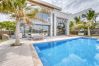 Villa in Dubai - World Class Luxurious 6 BDR Villa In Palm Jumeriah Villa in Dubai - World Class Luxurious 6 BDR Villa In Palm Jumeriah
