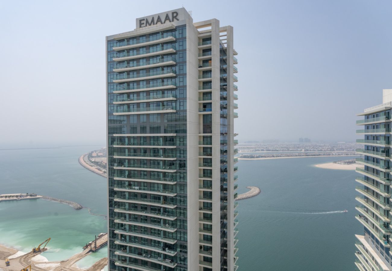 Apartment in Dubai - Breathtaking 1BDR with Palm & Marina View-25