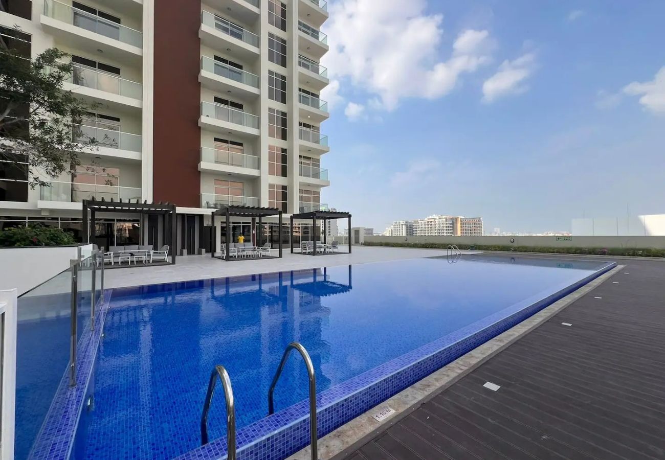 Studio in Dubai - Luxurious Haven: Studio In Jewelz-Arjan