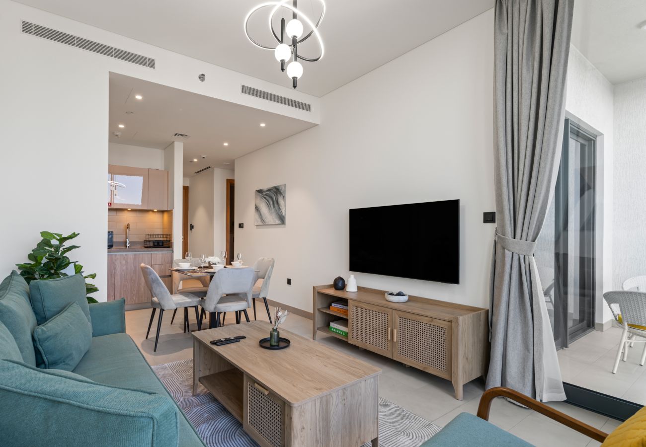 Apartment in Dubai - Luxury 1BR  Featuring Guest/Study Room-SOBHA Waves