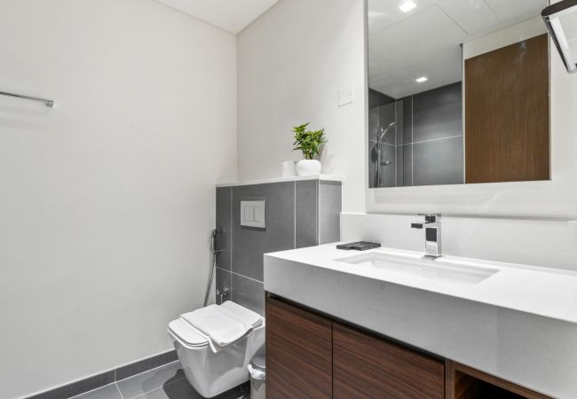 Apartment in Dubai - Serene 2BDR with Beach Scenery In Creek Harbour-30 Apartment in Dubai - Serene 2BDR with Beach Scenery In Creek Harbour-30
