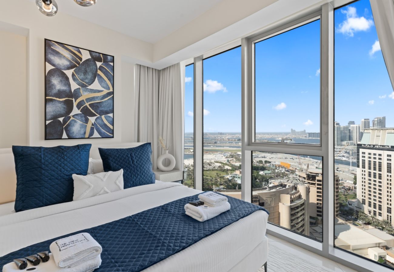 Apartment in Dubai - Vista Luxe: 2BR with Iconic Palm & JBR Views- 23