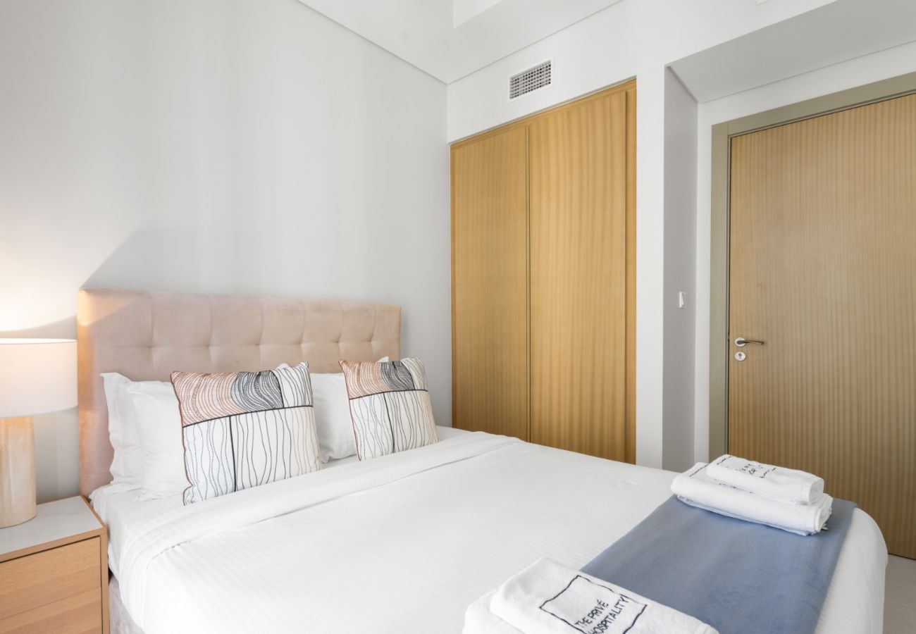 Apartment in Dubai - Sophisticated 2BDR In Aykon City Business Bay