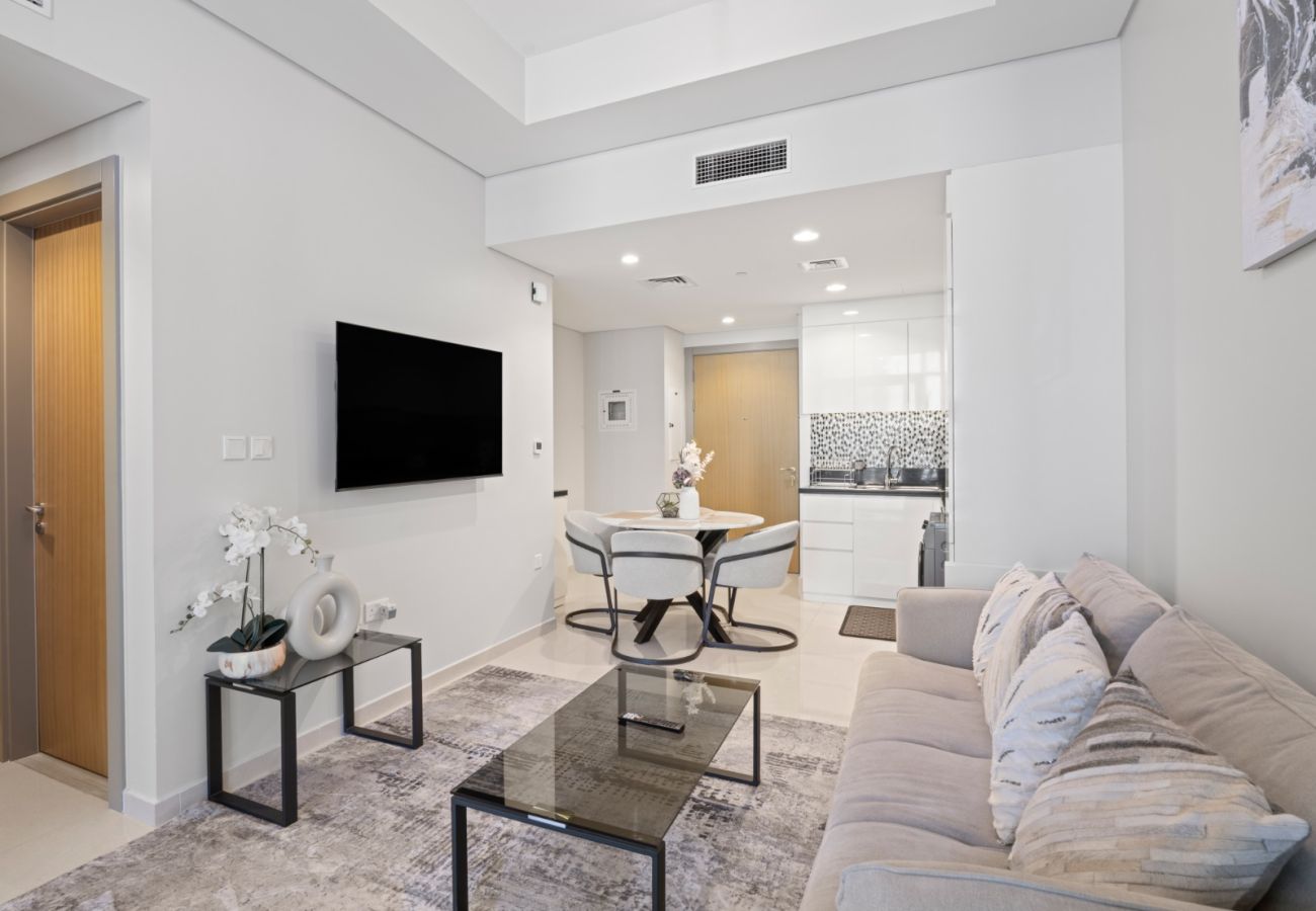 Apartment in Dubai - Sophisticated 2BDR In Aykon City Business Bay