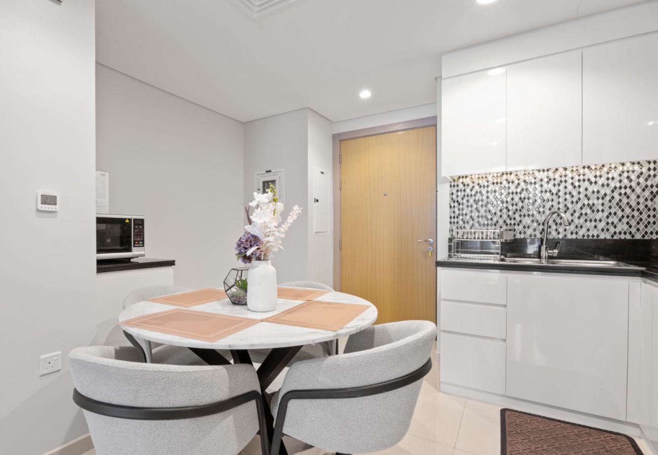 Apartment in Dubai - Sophisticated 2BDR In Aykon City Business Bay