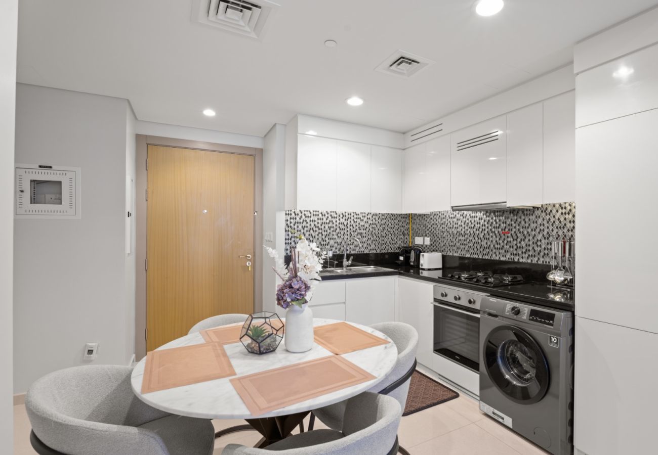 Apartment in Dubai - Sophisticated 2BDR In Aykon City Business Bay