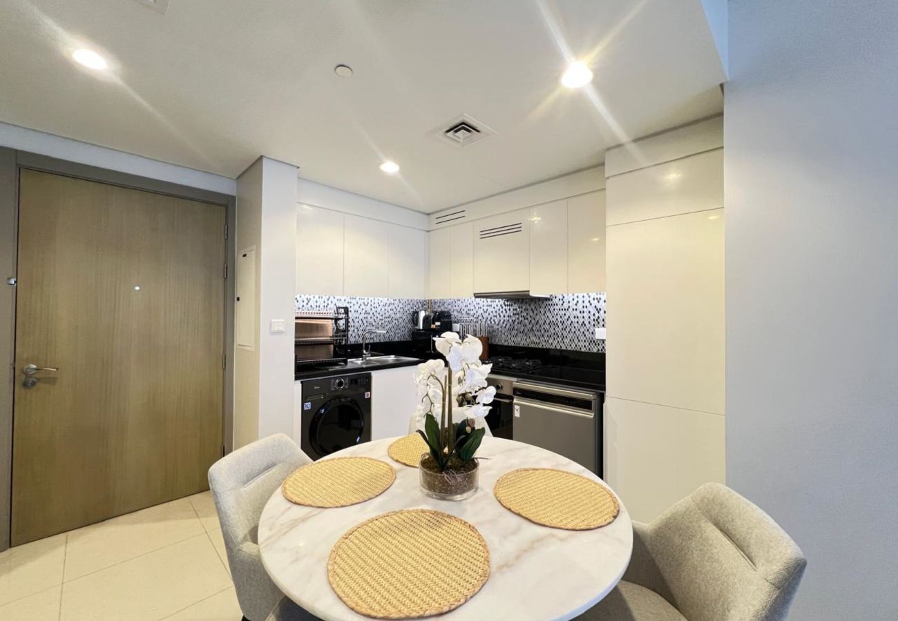 Apartment in Dubai - Sophisticated 2BDR In Aykon City Business Bay