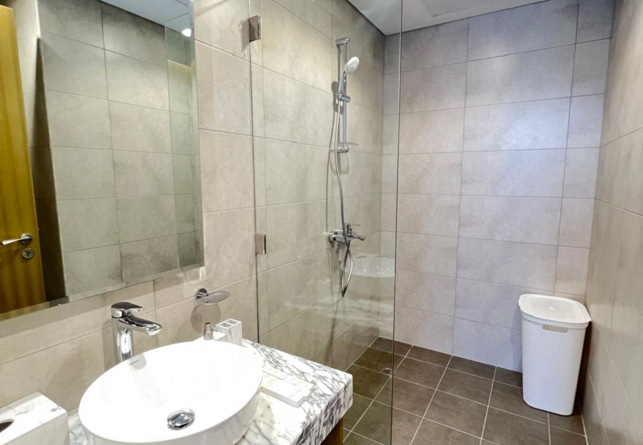 Apartment in Dubai - Sophisticated 2BDR In Aykon City Business Bay