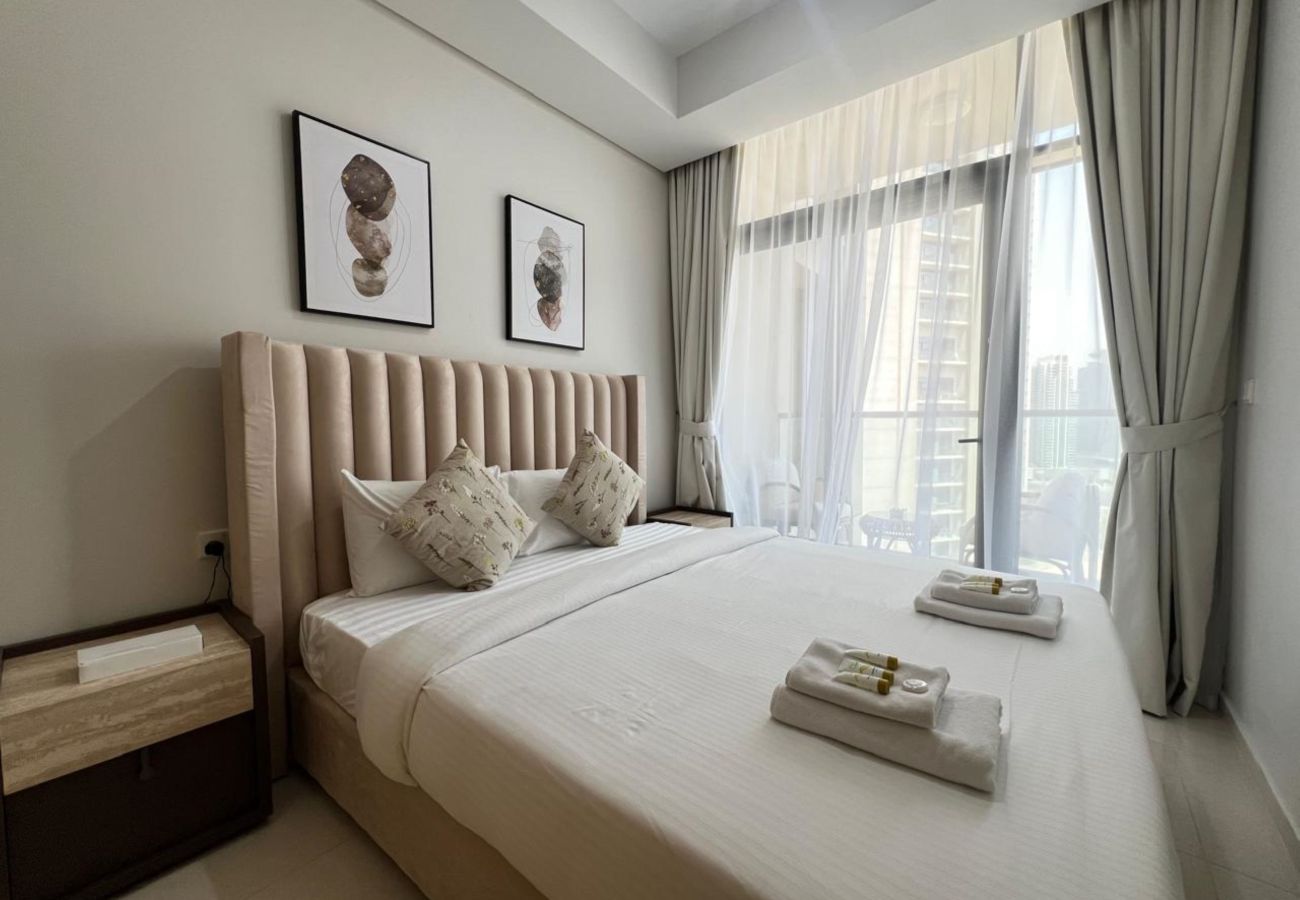 Apartment in Dubai - Sophisticated 2BDR In Aykon City Business Bay