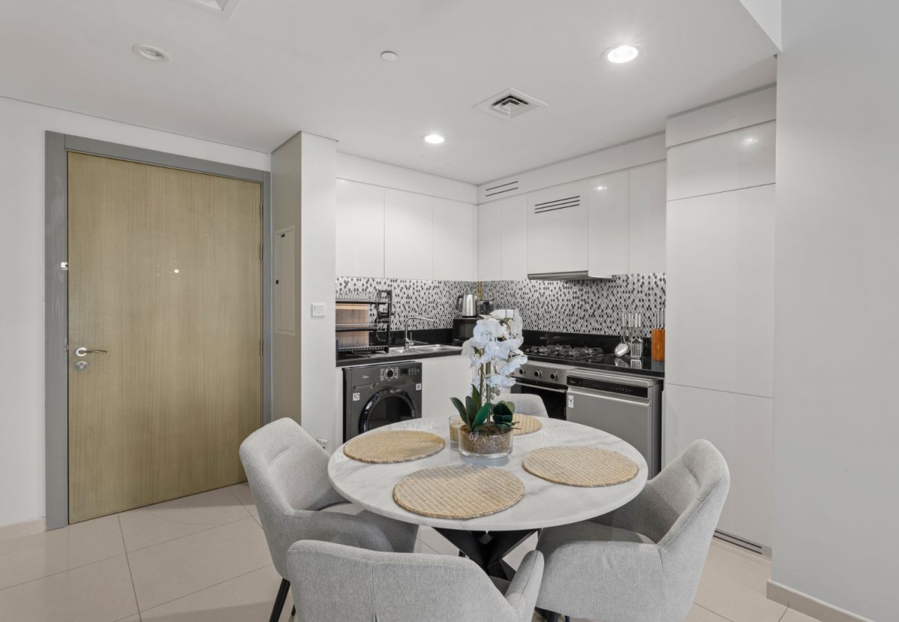 Apartment in Dubai - Sophisticated 2BDR In Aykon City Business Bay