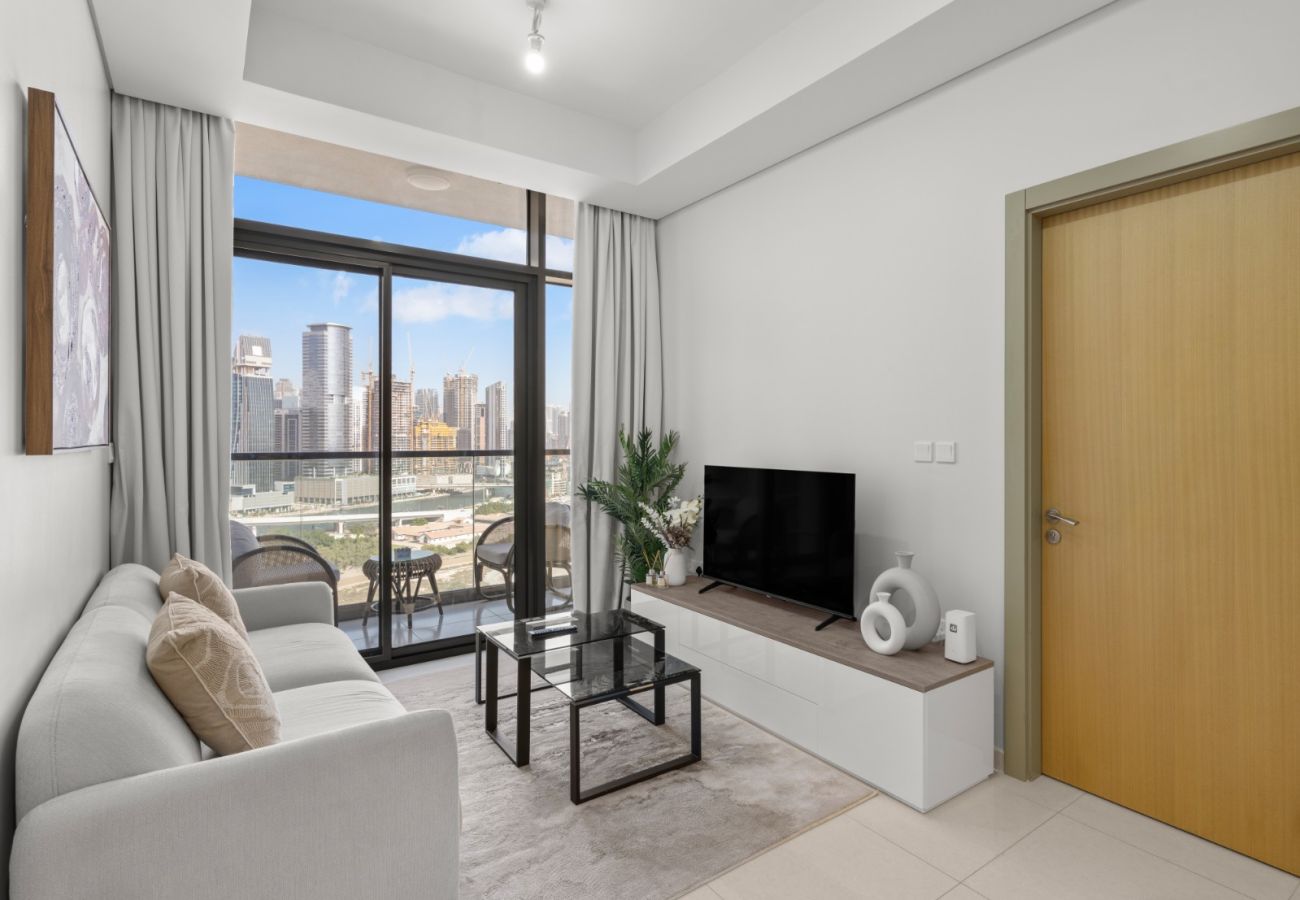 Apartment in Dubai - Sophisticated 2BDR In Aykon City Business Bay