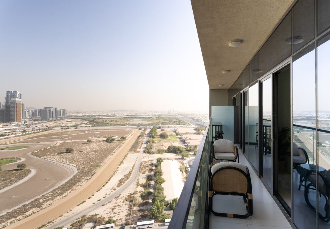 Apartment in Dubai - Sophisticated 2BDR In Aykon City Business Bay
