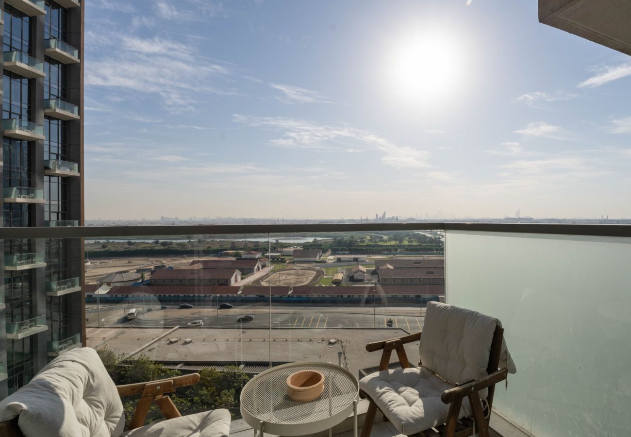 Apartment in Dubai - Stylish City Stay 2BDR + 1GR - Atria Business Bay