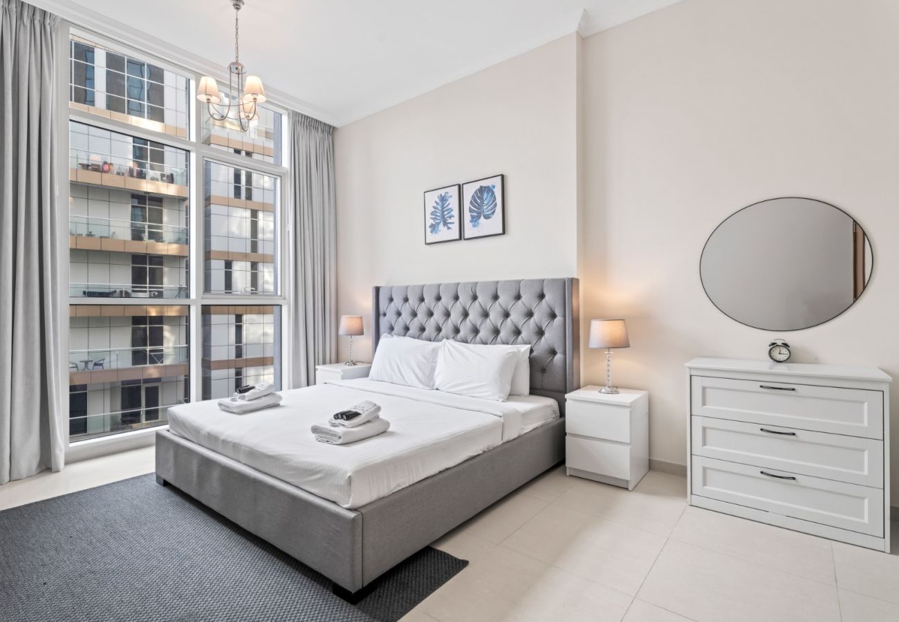 Apartment in Dubai - Urban Elegance: 1BDR in Dunya