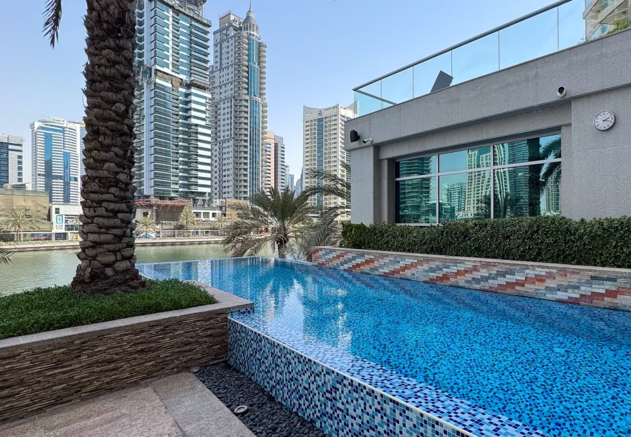 Apartment in Dubai - Horizon Bliss: 2BDR Getaway in Fairfield