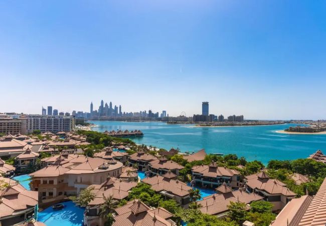 Apartment in Dubai - Coastal Serenity: 1BDR in Royal Amwaj Apartment in Dubai - Coastal Serenity: 1BDR in Royal Amwaj