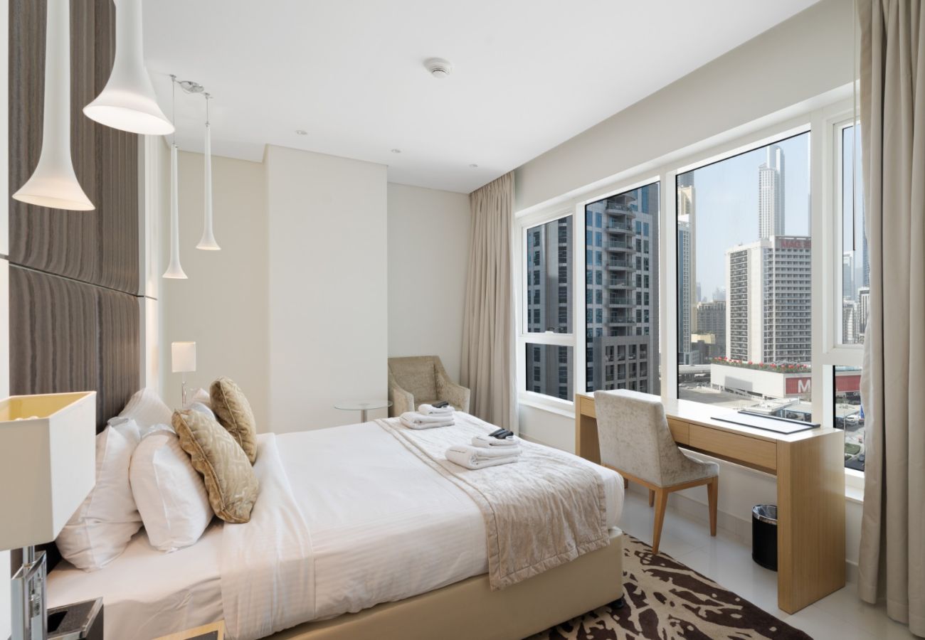 Apartment in Dubai - Water's Edge 1BDR: Your Perfect Grand Getaway-05