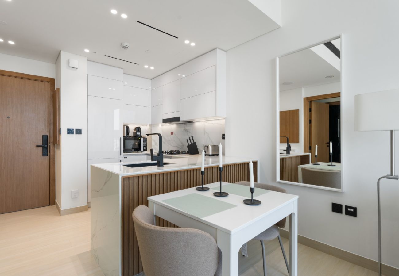 Apartment in Dubai - Luxe Comfort 1BR in Binghatti Venus-05