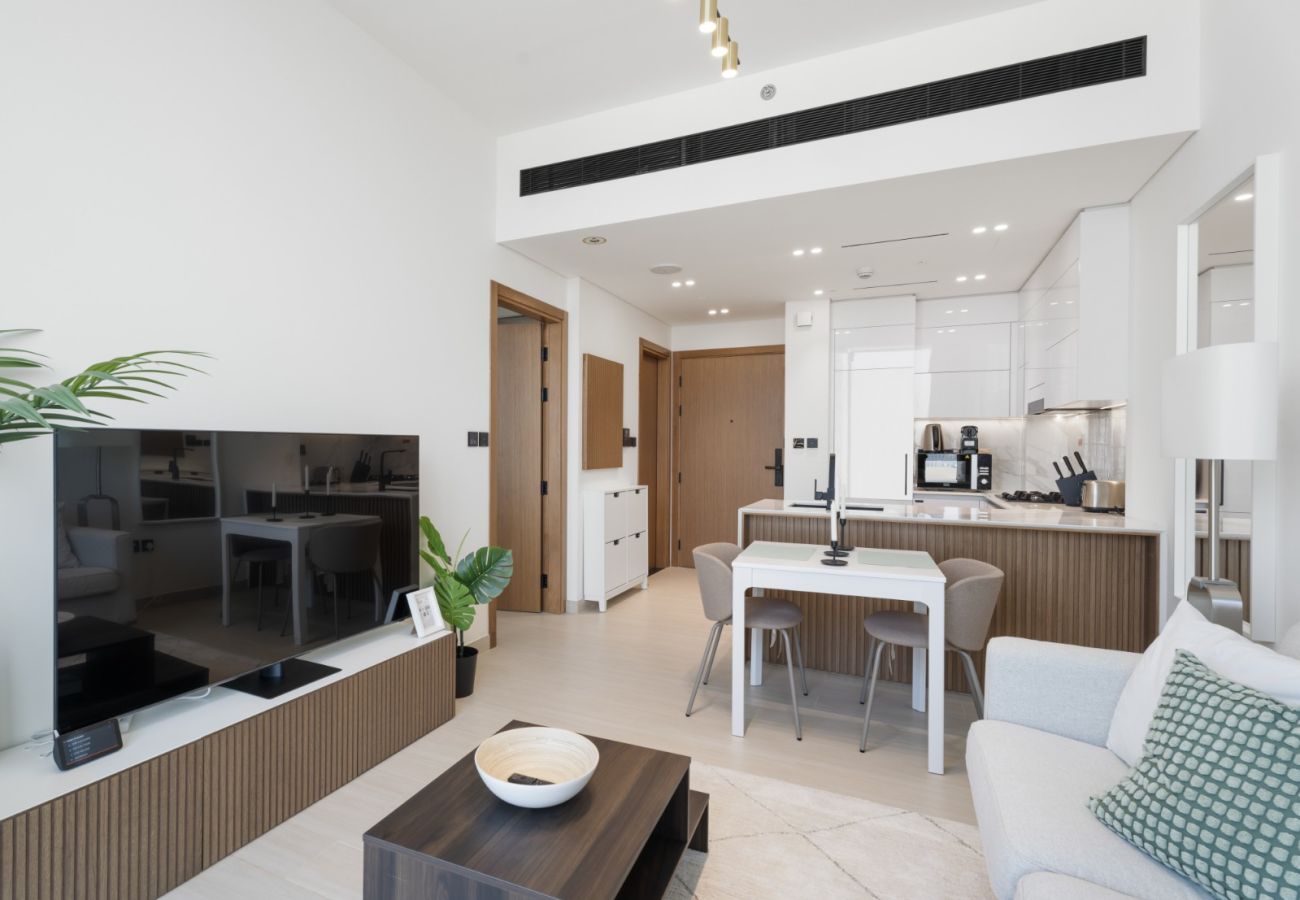 Apartment in Dubai - Luxe Comfort 1BR in Binghatti Venus-05